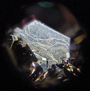 The Mystery of Vietnam's Rare Gemstone That Amazed International Experts - image 6