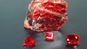 The Mystery of Vietnam's Rare Gemstone That Amazed International Experts - image 5