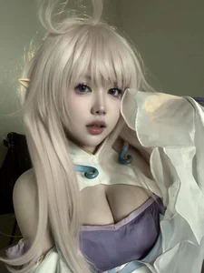 Stunning Anime Cosplay Girls: 119+ Captivating and Stylish Looks - image 23