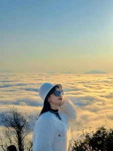 Chasing Clouds and Sunrises at Pa Phach Peak in Moc Chau: Travel Guide - image 3