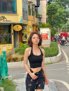 Shooting Star Phi Thanh Thao Goes Viral with Refreshing and Modern New Look - image 1