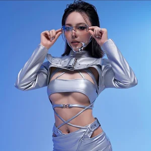 Shooting Star Phi Thanh Thao Goes Viral with Refreshing and Modern New Look - image 8