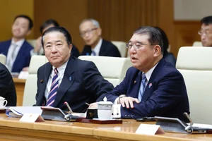 Official Welcome Ceremony for the Prime Minister of Japan in Vietnam - image 5