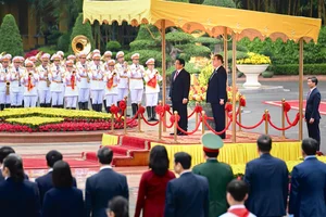 Official Welcome Ceremony for the Prime Minister of Japan in Vietnam - image 3