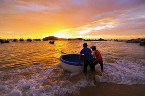 Son Hai Fishing Village: A Pristine Coastal Escape Between Mountains and Sea - image 10