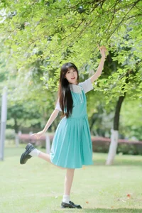 YiTuYu Art Language Vol.9825: Exploring Contemporary Style with 1010 - image 4