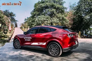 Ford Mustang Mach-E Vietnam: Massive 900 Million VND Price Drop - image 6