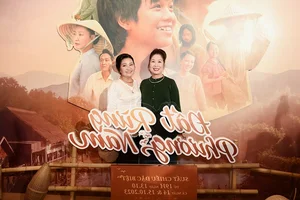 My Tam and Thanh Hang Shine at ‘Song of the South’ Premiere - image 8