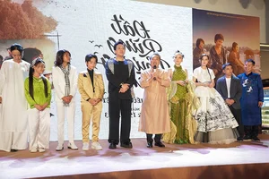 My Tam and Thanh Hang Shine at ‘Song of the South’ Premiere - image 5