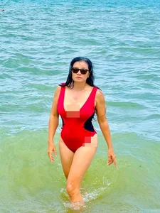 Actress Kieu Trinh Confidently Flaunts Her Curves in Bikini at Age 50 - image 7
