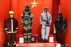 Modern Police Equipment Showcase on Nguyen Hue Walking Street - image 5