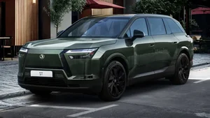 Lexus TZ 2027: The First 3-Row Electric SUV with Legendary V10 Sound - image 19