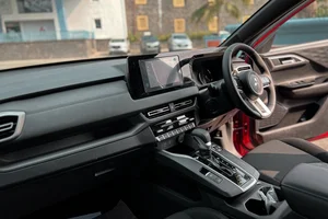 Geely Coolray vs. Mitsubishi Xforce: Choosing Between High-Tech Features and Brand Reliability for $25,000 - image 8