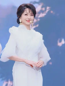 Angie Chiu’s Ageless Beauty: The 71-Year-Old Legend's Simple Secrets - image 4
