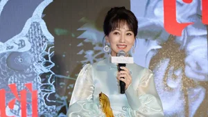 Angie Chiu’s Ageless Beauty: The 71-Year-Old Legend's Simple Secrets - image 5