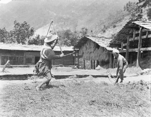 A Journey Through Time: China’s Infrastructure and Workers 100 Years Ago - image 6