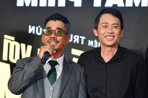 Vietnamese Celebrities Shine at the Premiere of 'Lam Giau Voi Ma' - image 4