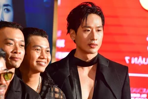 Vietnamese Celebrities Shine at the Premiere of 'Lam Giau Voi Ma' - image 10