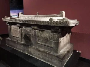 The Mystery of the Girl's Tomb: Defying the Curse and the Shocking Discovery - image 2