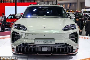 2026 Porsche Cayenne Electric: A 1,156 HP Masterpiece Debuts in Thailand - image 5