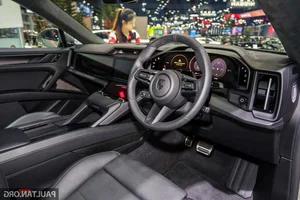 2026 Porsche Cayenne Electric: A 1,156 HP Masterpiece Debuts in Thailand - image 10