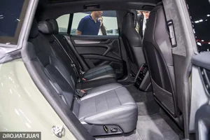 2026 Porsche Cayenne Electric: A 1,156 HP Masterpiece Debuts in Thailand - image 2
