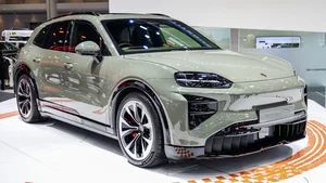 2026 Porsche Cayenne Electric: A 1,156 HP Masterpiece Debuts in Thailand - image 7
