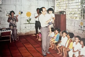 The Unseen Bond: The Story of the Private Barber to Vietnam's First Reform-Era Education Minister - image 3