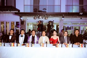 Bui Quynh Hoa Radiates Elegance as Judge for Mister Tourism World 2025 Competition - image 4