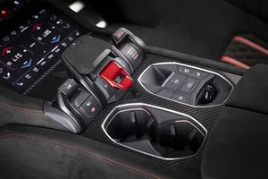 Lamborghini Urus SE Performante: The Ultimate 810 PS Hybrid Super SUV - image 8