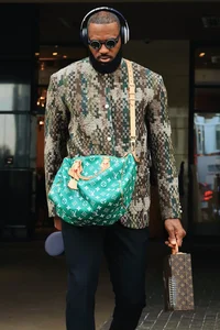 Trending Fashion Designs That Defined the Style of 2023 - image 2
