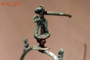 Ancient Artistry: Exploring the Fascinating Bird Imagery on Dong Son Cultural Artifacts - image 0