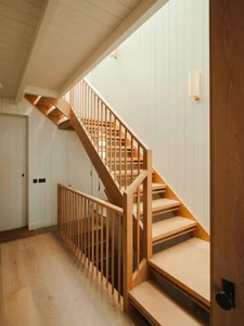 Stunning Cornwall Vacation Home Features Panoramic Ocean Views for Surfers - image 21