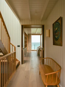 Stunning Cornwall Vacation Home Features Panoramic Ocean Views for Surfers - image 35