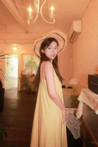 Artistic Elegance with Pei Tong Xue in YiTuYu Art Language Vol.5195: A Stunning Collection - image 3