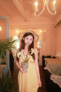 Artistic Elegance with Pei Tong Xue in YiTuYu Art Language Vol.5195: A Stunning Collection - image 20
