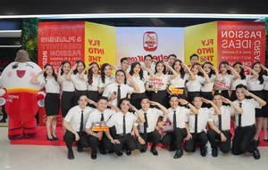 Career Opportunities: 1,000 Candidates Attend Vietjet’s Major Job Fair - image 4
