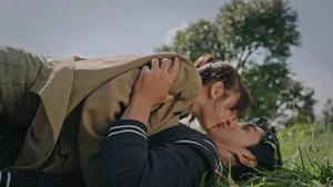 Accidental Kiss Sparks Romance in Vietnamese Drama 'Di Ve Mien Co Nang' - image 1