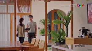 Accidental Kiss Sparks Romance in Vietnamese Drama 'Di Ve Mien Co Nang' - image 2
