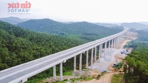 Vietnam's North-South Expressway: 1,206 Kilometers of Progress - image 9