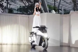 Breakthrough Battery Tech: Electric Motorcycles Now Charge in 10 Minutes for 300km Range - image 2