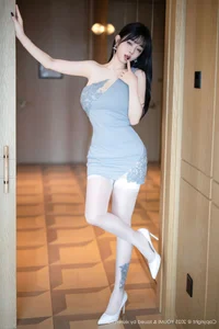 Elegant Glamour Photography Series Featuring Wang Yu Chun YouMi Vol.1181 - Stunning Portrait Collection for High-End Fashion and Creative Design Inspiration - image 1