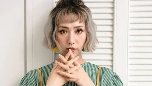 V-Pop Star Min’s New Look: Fans React to the Singer’s Surprising Visual Transformation - image 7