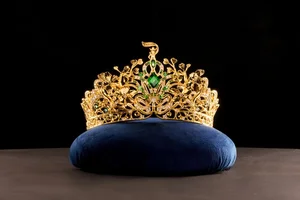 Magnificent 24K Gold Crown Adorned with Over 1000 Precious Gemstones - image 2