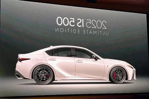 2025 Lexus IS 500 Ultimate Edition: A Limited-Run V8 Masterpiece Revealed - image 3