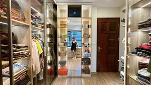Inside MC Hoang Linh's Luxurious and Elegant Modern Home - image 6