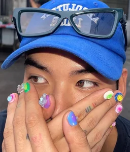 Artistic Legacy and Style: The Unique Fashion Sense of Trinh Cong Son's Nephew - image 3