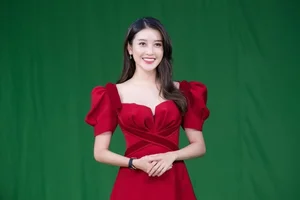 Beauty and Brains: Vietnamese Runners-Up Who Became Famous MCs and Editors - image 4
