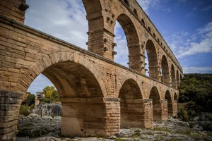 Ancient Roman Engineering: Marveling at the Spectacular Three-Tier Pont du Gard Aqueduct Bridge - image 4