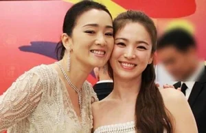 Ageless Elegance: Gong Li and Song Hye Kyo Share the Spotlight at Luxury Fashion Event - image 2